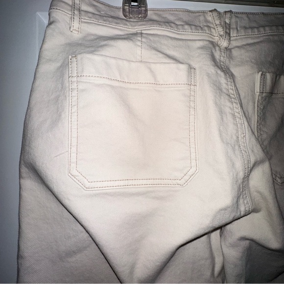 Loft "made and loved" Cream Denim Jeans - Size 30 - Picture 3 of 10